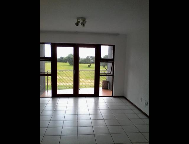 2 BEDROOM PROPERTY TO RENT IN MEER EN SEE